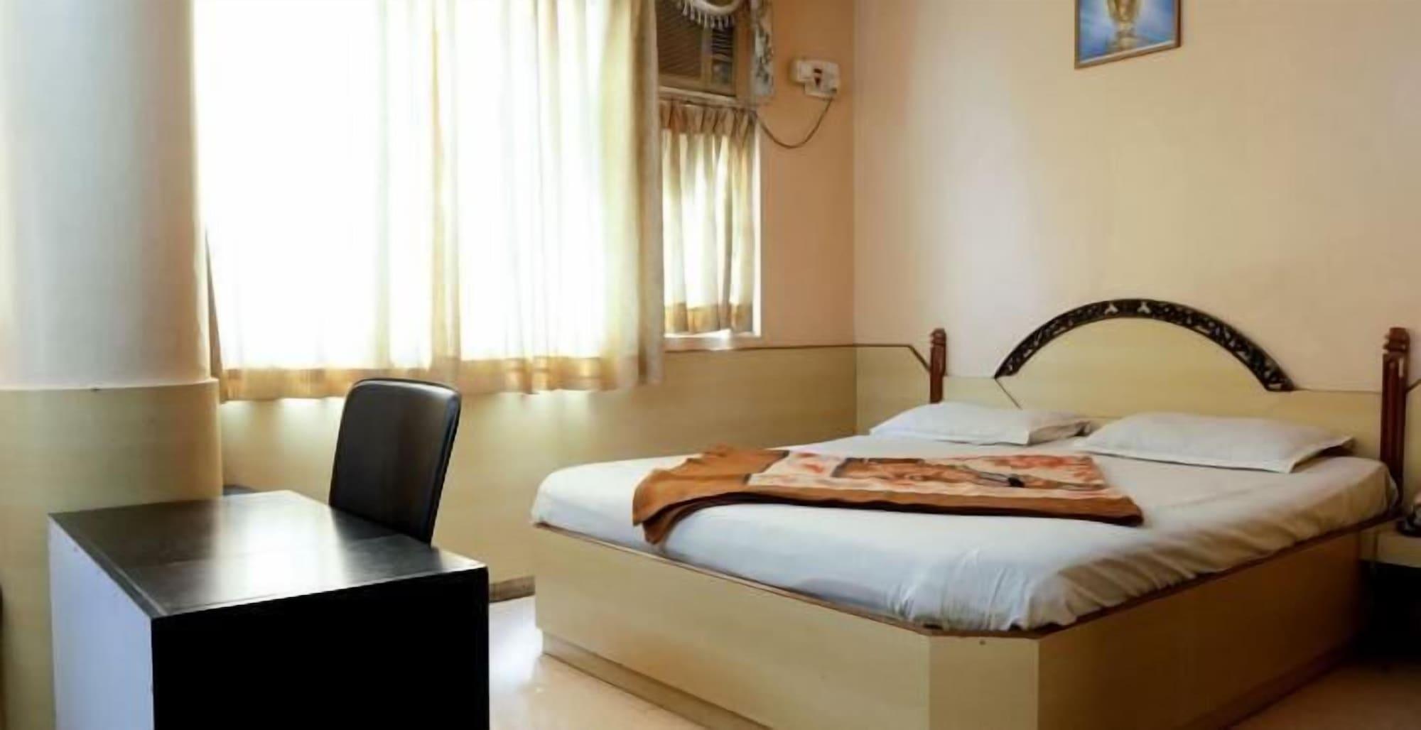 Hotel T.A.P. Paradise Bangalore Buitenkant foto