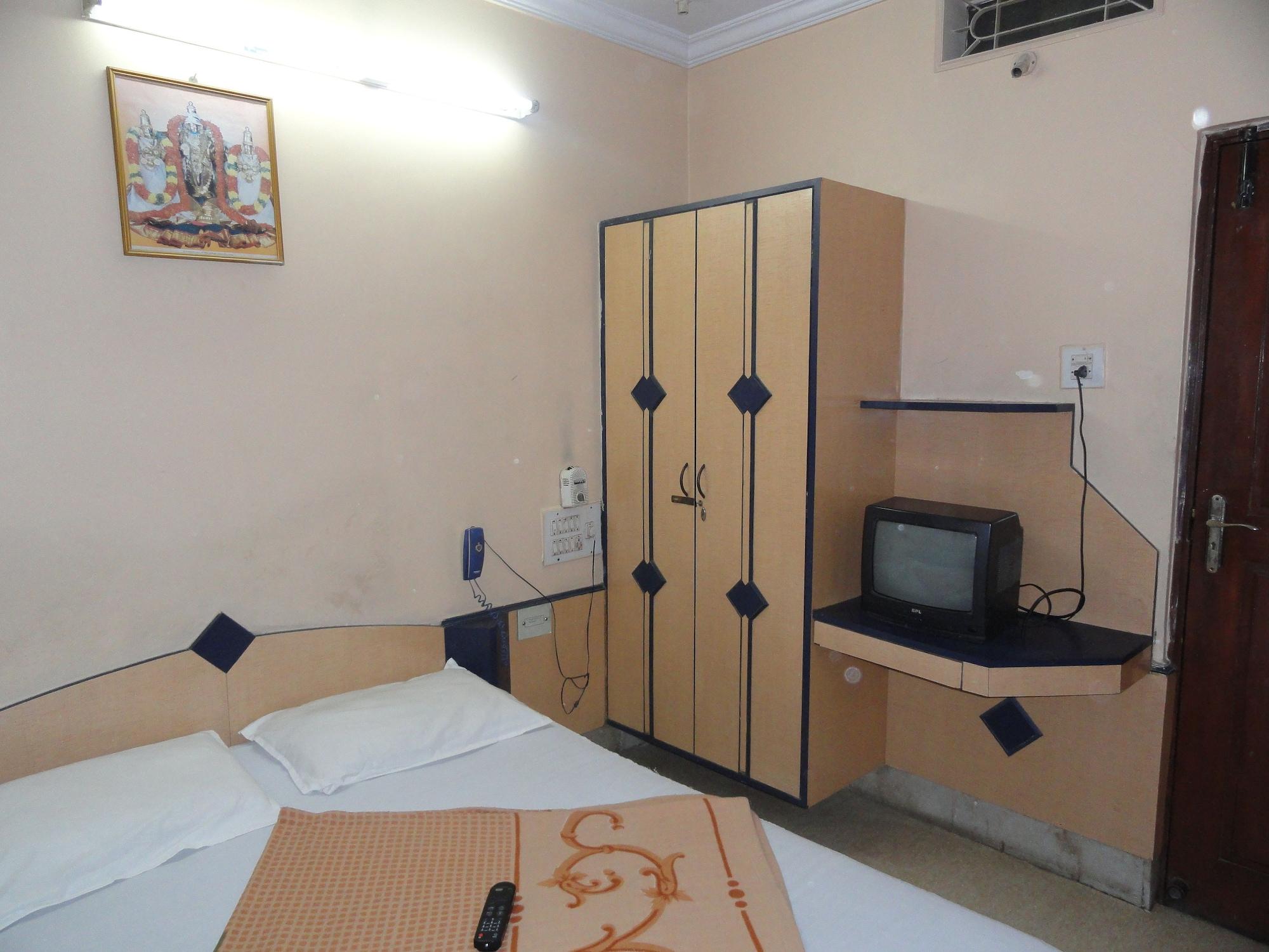 Hotel T.A.P. Paradise Bangalore Buitenkant foto